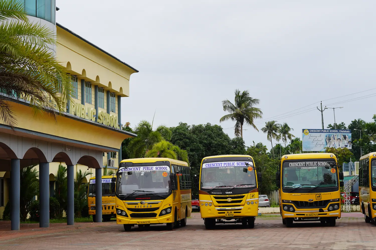 Crescent School buses — slide 1